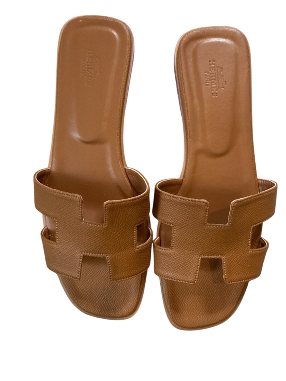 Hermes Oran Sandals in Gold EU38